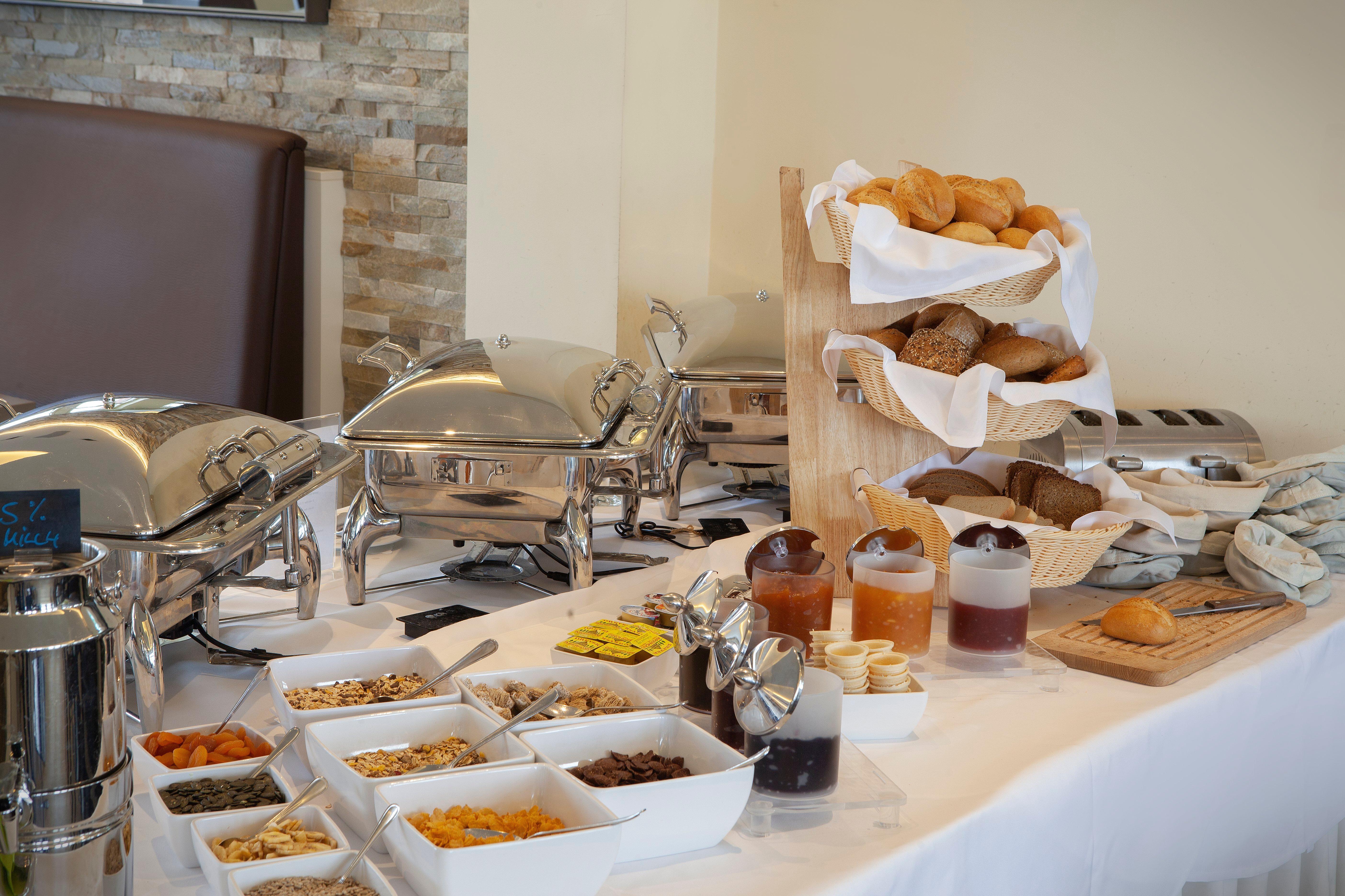 Willow Hotel Restaurant Koetschlitz Ngoại thất bức ảnh